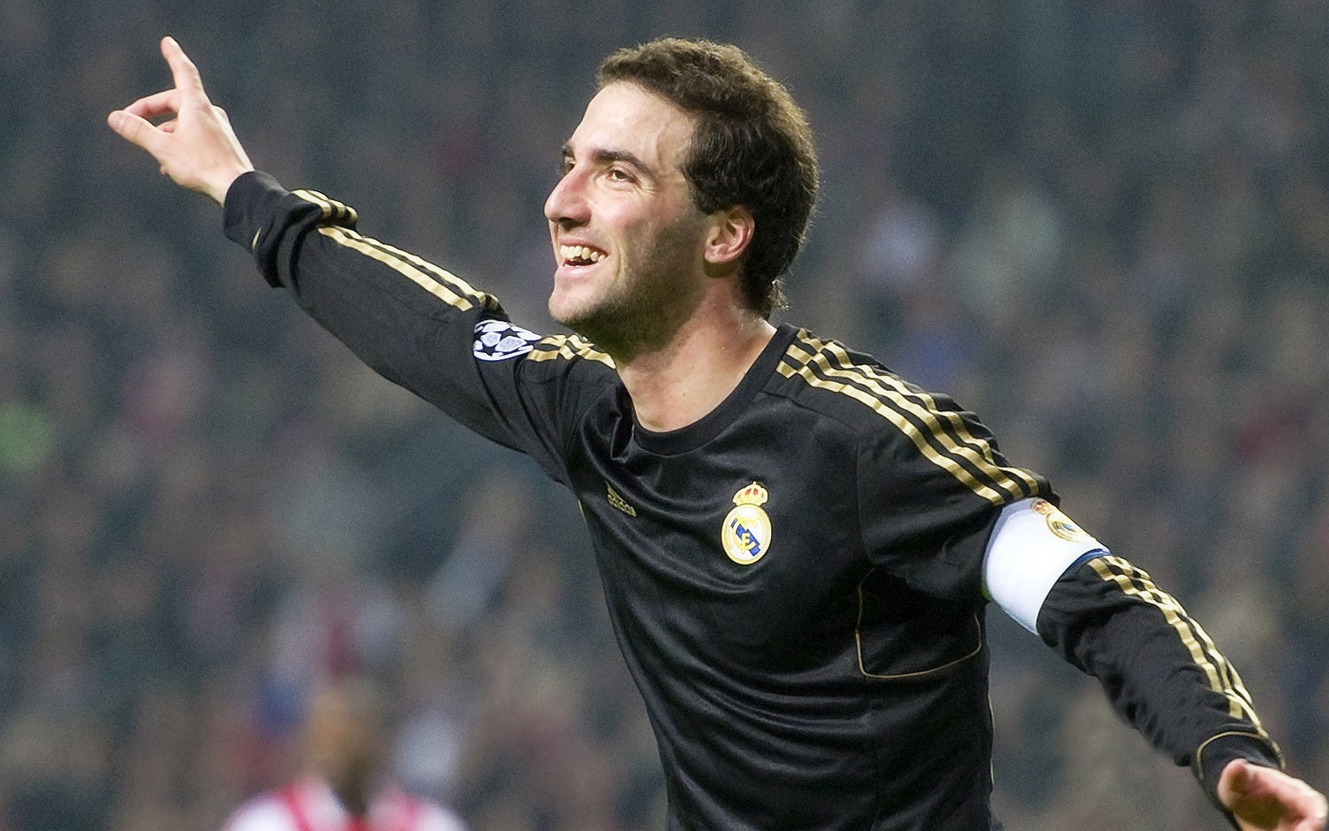 抢七大战惊心动魄,纳达尔逆转晋级温网八强